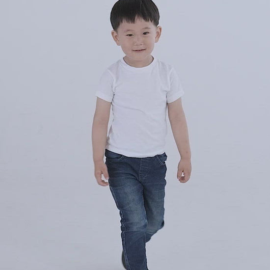 Toddler Staple Tee Bella + Canvas 3001T.mp4